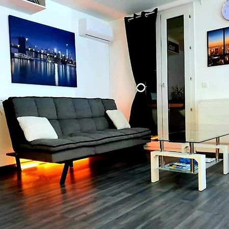 Superbe Studio De 30M2 Proche De Paris Поаси Екстериор снимка