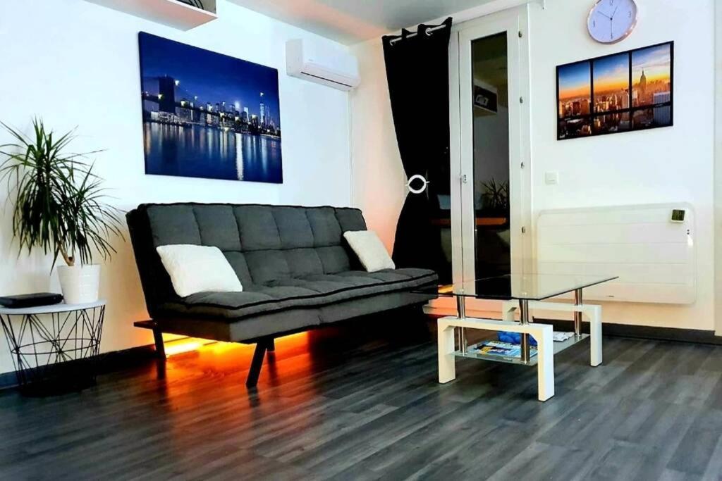 Superbe Studio De 30M2 Proche De Paris Поаси Екстериор снимка