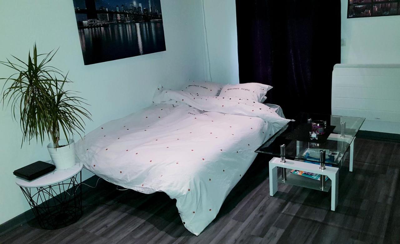 Superbe Studio De 30M2 Proche De Paris Поаси Екстериор снимка